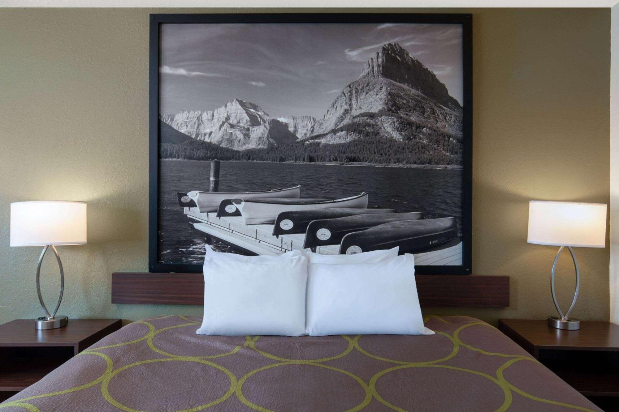 Super 8 By Wyndham Livingston Yellowstone Экстерьер фото
